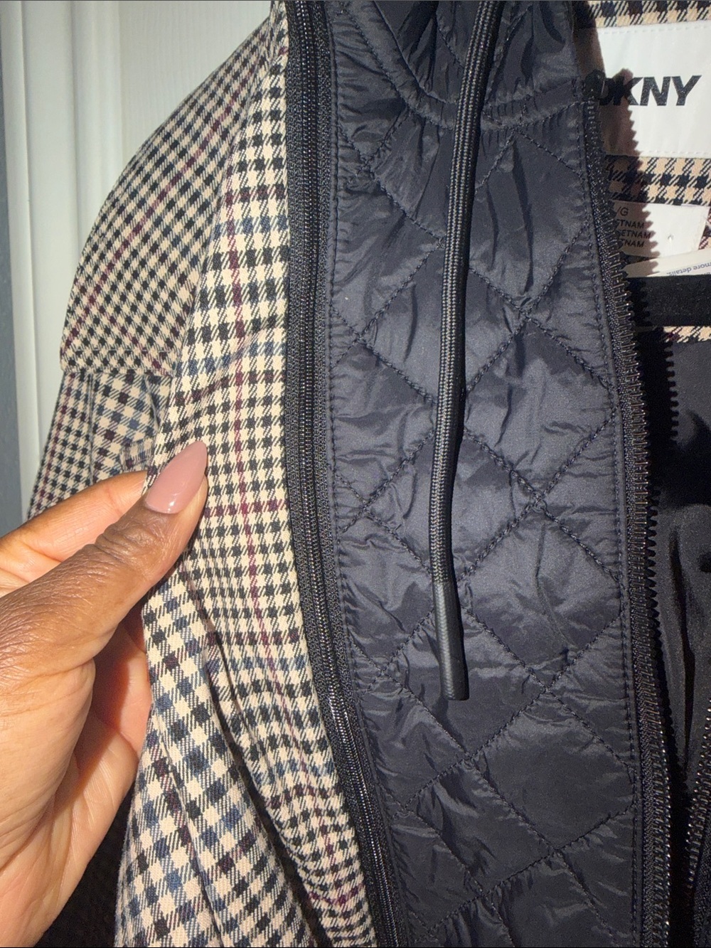 DKNY Black & White Houndstooth Double-Breasted Trench Coat with Detachable Hood - Picture 10 of 14